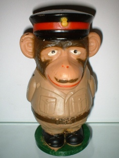 Plastic - Monkey "Sergeant Chimp" -  1958 r. Holland