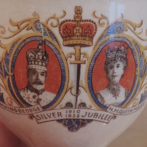 King GEORGE V &  Queen MARY- c.1935