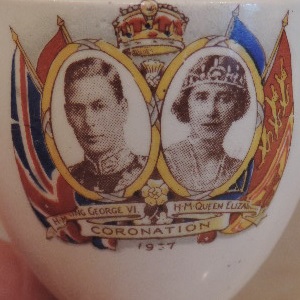 H.M. King GEORGE VI & H.M. Queen ELIZABET